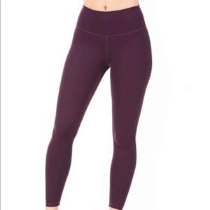 The Danielle Luxe Legging : 26" - Midnight Plum